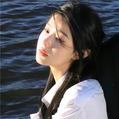 英雄人物 海报